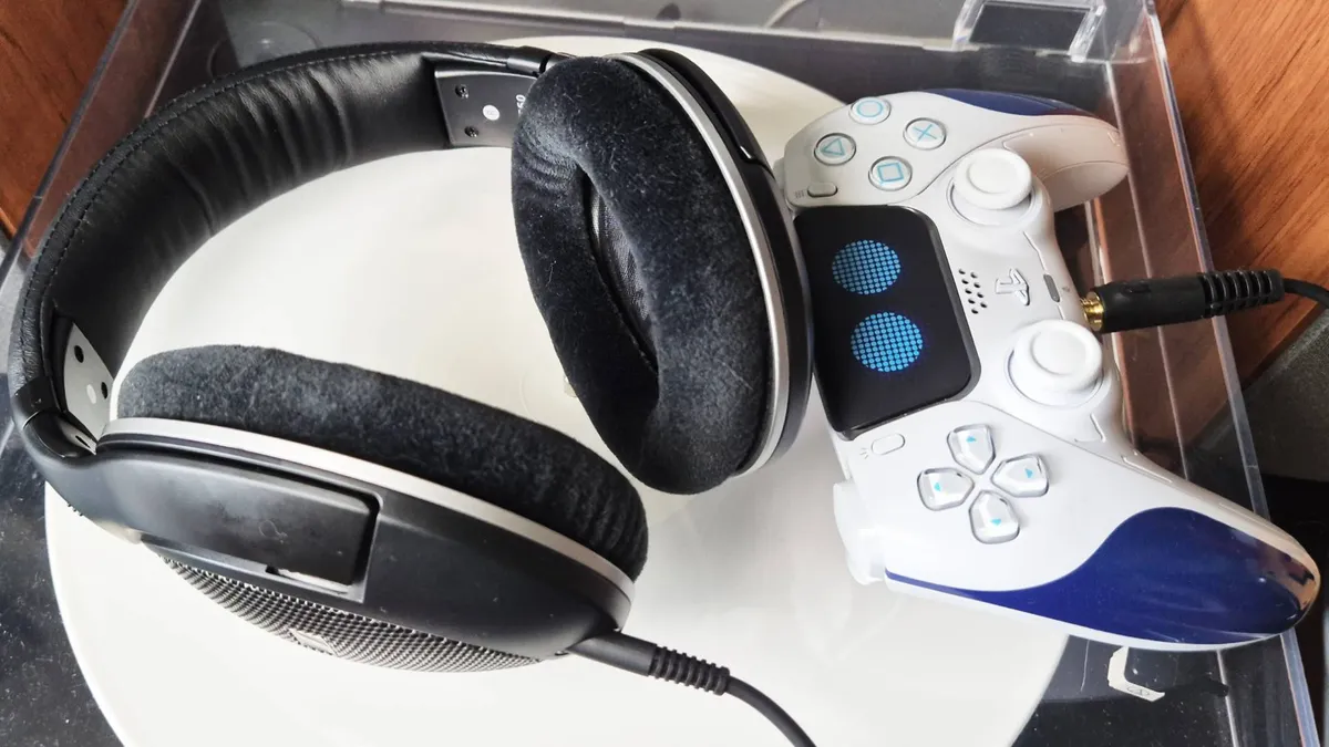 Khám phá Sennheiser HD 550: Tai nghe open-back với âm trường đỉnh cao 10 Sennheiser HD 550 2