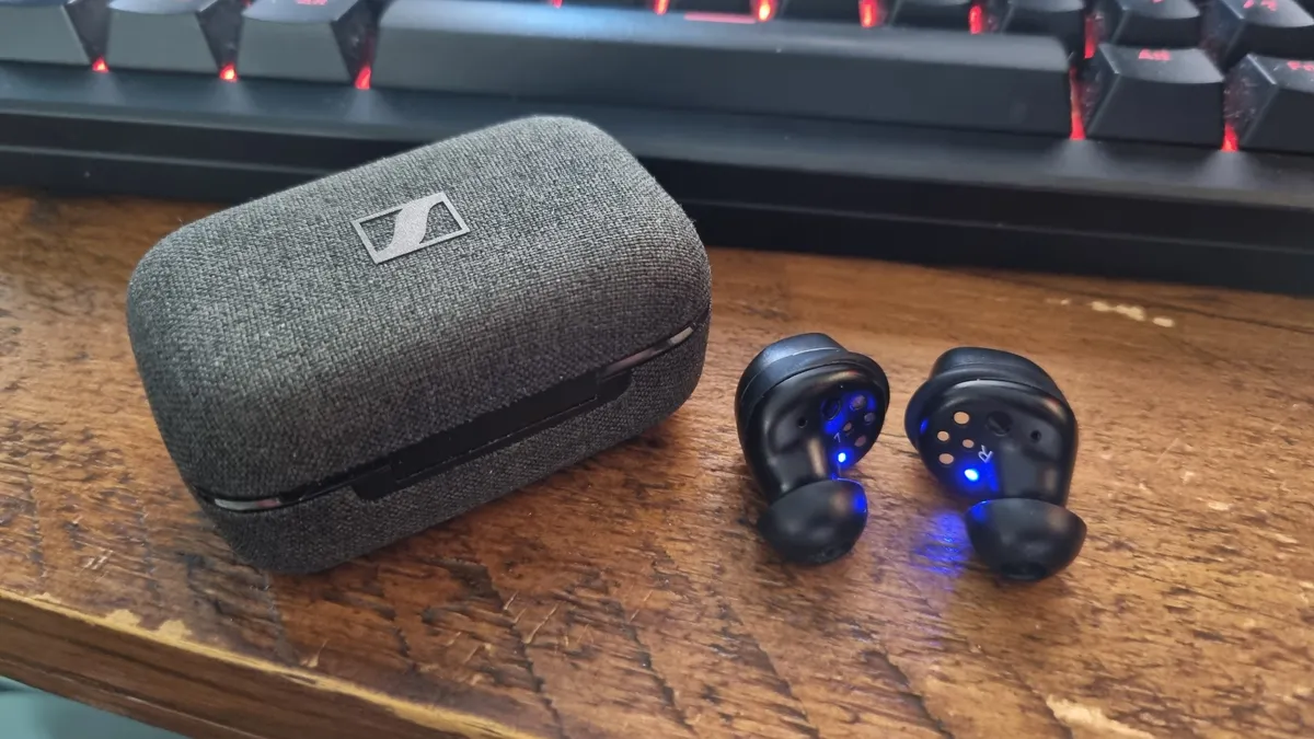 Đánh giá tai nghe Sennheiser Momentum True Wireless 4: Chất âm lossless đỉnh cao với ANC thông minh 18 Sennheiser Momentum True Wireless 4 4