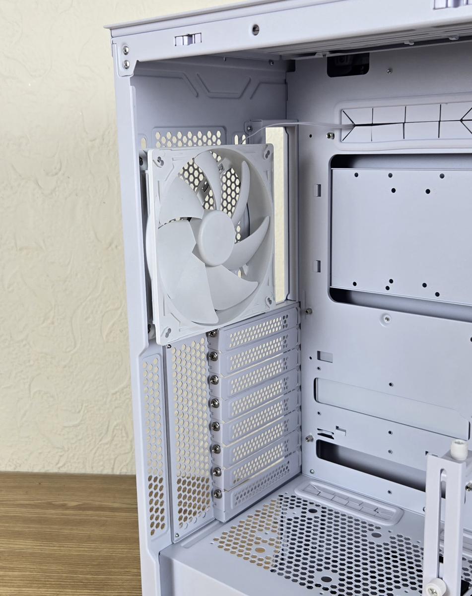 Đánh giá chi tiết SilverStone SETA A2: Vỏ case PC hoàn hảo dành cho game thủ và dân độ máy 86 SilverStone SETA A2 18