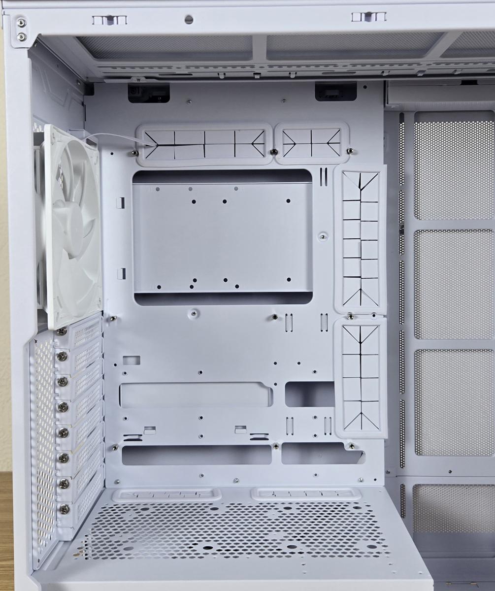 Đánh giá chi tiết SilverStone SETA A2: Vỏ case PC hoàn hảo dành cho game thủ và dân độ máy 82 SilverStone SETA A2 22