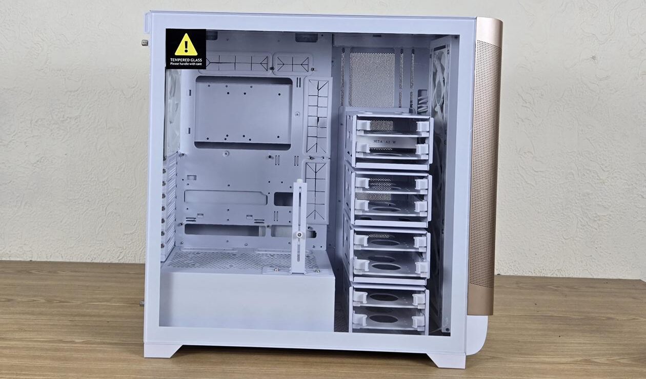 Đánh giá chi tiết SilverStone SETA A2: Vỏ case PC hoàn hảo dành cho game thủ và dân độ máy 73 SilverStone SETA A2 31 e1752033415289
