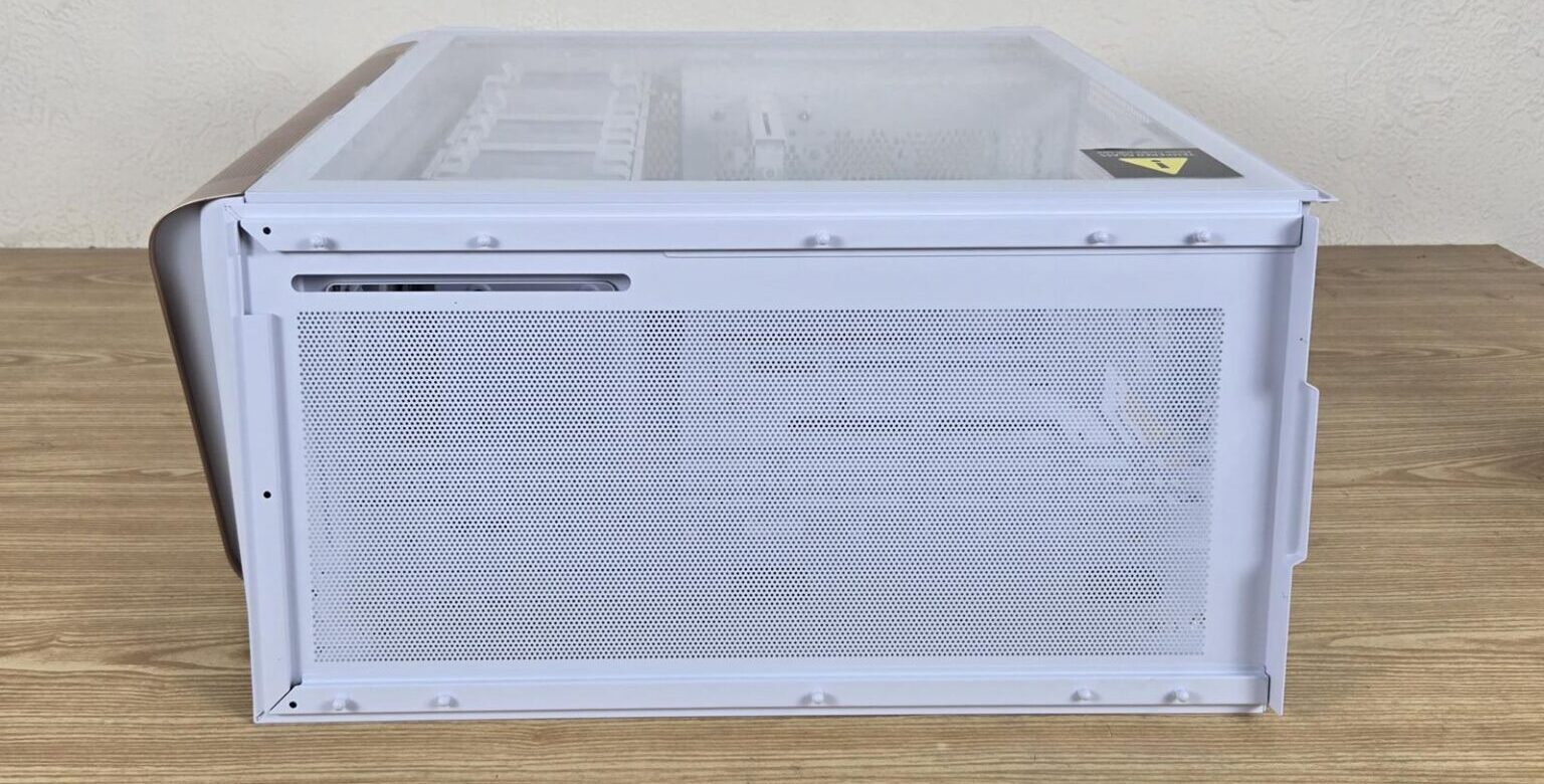 Đánh giá chi tiết SilverStone SETA A2: Vỏ case PC hoàn hảo dành cho game thủ và dân độ máy 66 SilverStone SETA A2 38 e1752033097785