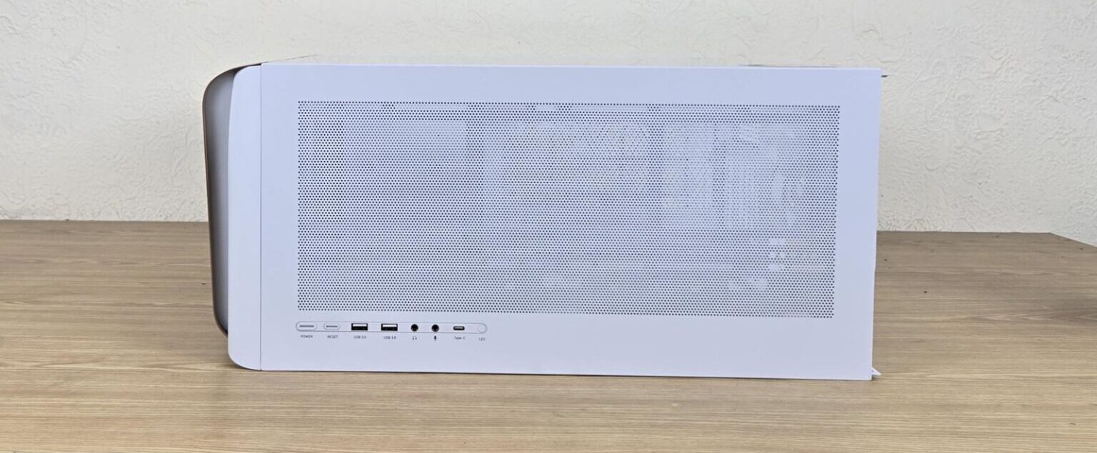 Đánh giá chi tiết SilverStone SETA A2: Vỏ case PC hoàn hảo dành cho game thủ và dân độ máy 65 SilverStone SETA A2 39 e1752033064658