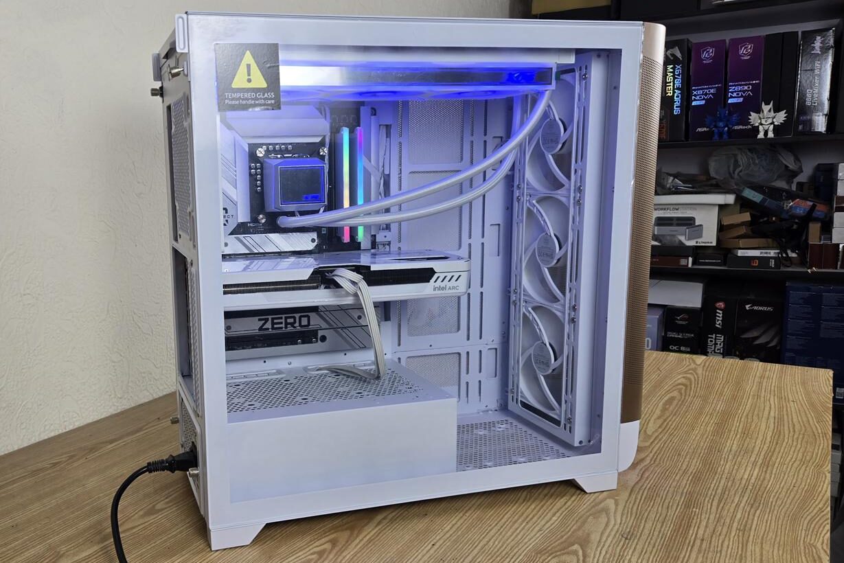 Đánh giá chi tiết SilverStone SETA A2: Vỏ case PC hoàn hảo dành cho game thủ và dân độ máy 99 SilverStone SETA A2 4 e1752034423145