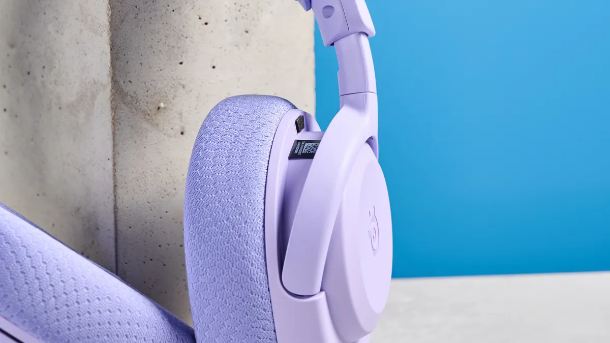 SteelSeries Arctis Nova 3 7