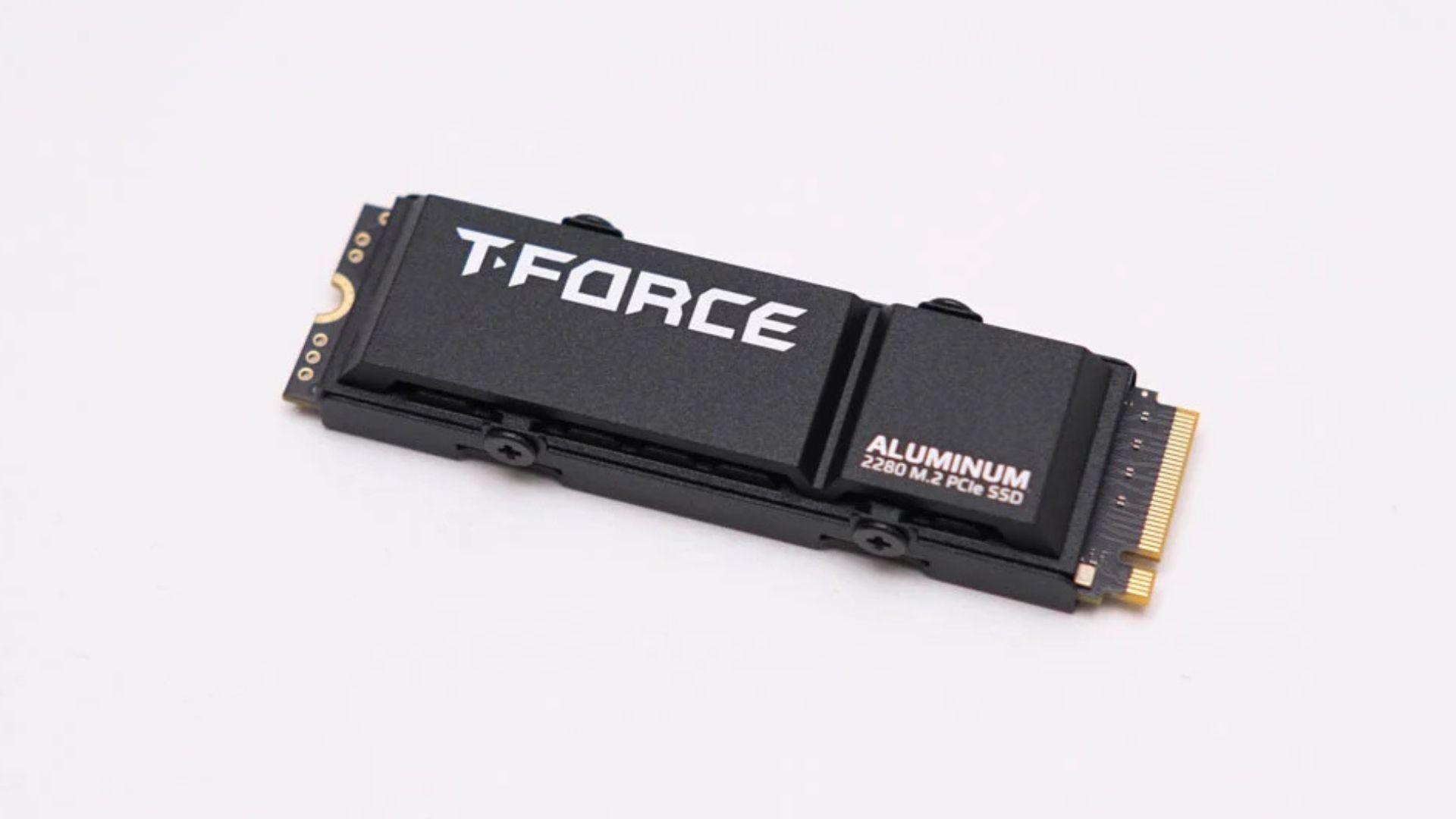 Đánh giá SSD NVMe TEAMGROUP T-FORCE G70 Pro (1 TB): Có phải là lựa chọn tốt nhất trong tầm giá? 1 TEAMGROUP T FORCE G70 Pro 1TB 1