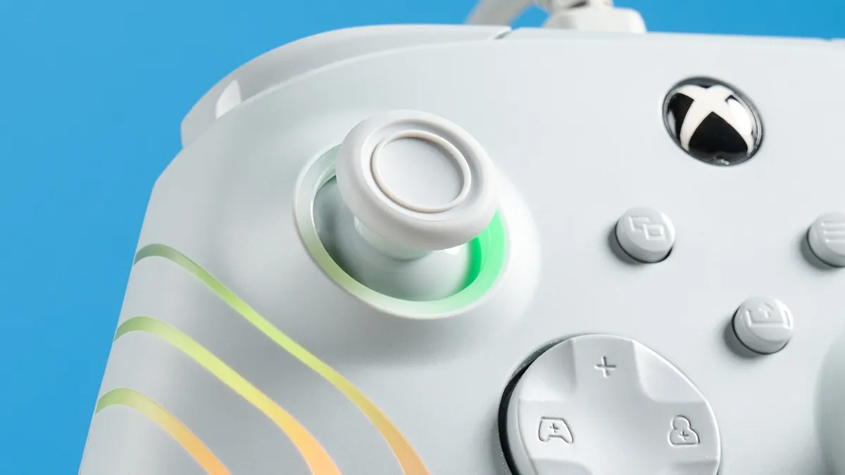 Đánh giá Turtle Beach Afterglow Wave: Tay cầm chơi game giá phải chăng với RGB nổi bật và điều khiển chính xác 33 Turtle Beach Afterglow Wave 15