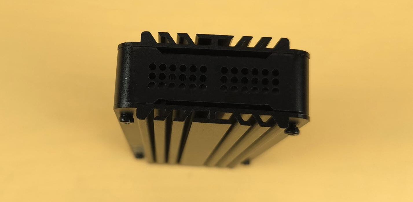 Đánh giá vỏ USB4 SilverStone MS12-40G: Tốc độ siêu nhanh 40Gbps và khả năng tản nhiệt đỉnh cao 35 USB4 SilverStone MS12 40G 16 e1752054711652