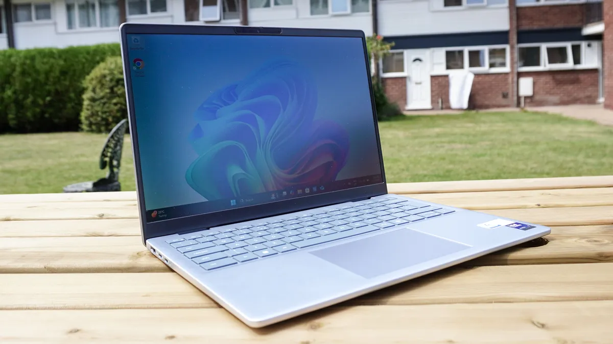 Top 6 Laptop tốt nhất cho sinh viên năm 2025: Lựa chọn hoàn hảo hiện nay 15 2 6