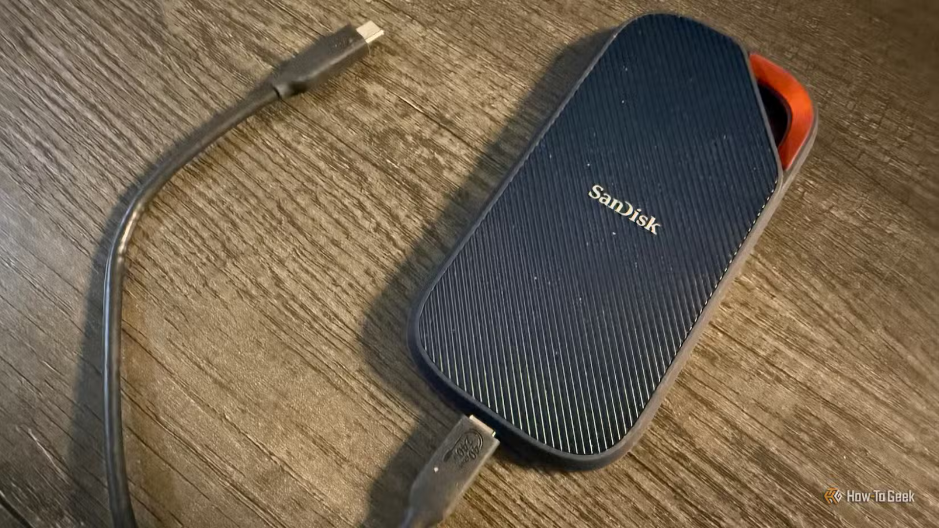 8 cách sử dụng cổng USB-C trên laptop ngoài việc sạc pin 11 8 cach su dung cong USB C tren laptop ngoai viec sac pin 3