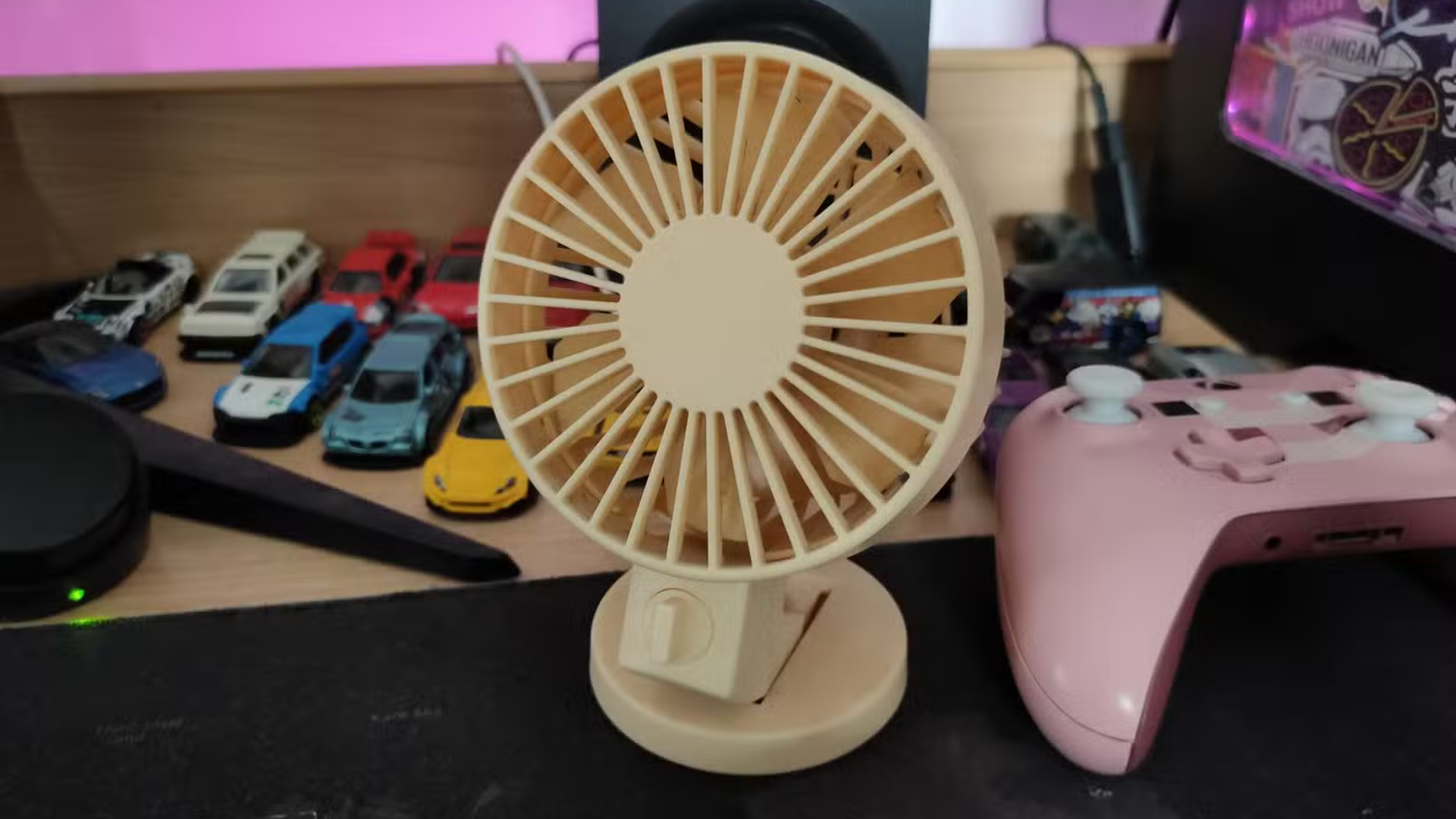 8 cách sử dụng cổng USB-C trên laptop ngoài việc sạc pin 16 8 cach su dung cong USB C tren laptop ngoai viec sac pin 9