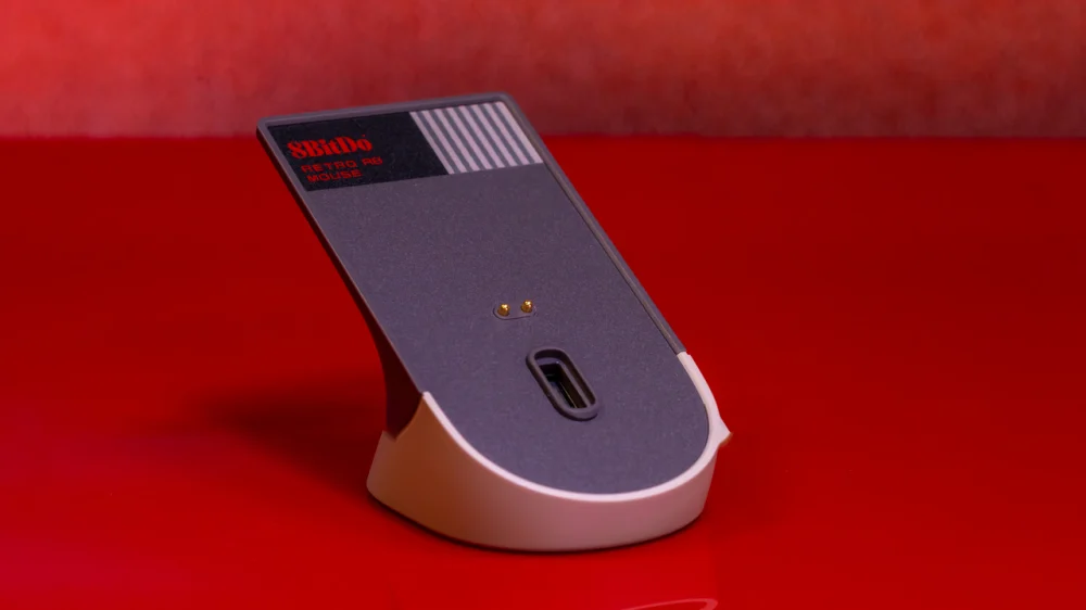 Đánh giá chuột 8BitDo Retro R8: Thiết kế hoài cổ kết hợp độ chính xác chơi game hiện đại 11 8BitDo Retro R8 2