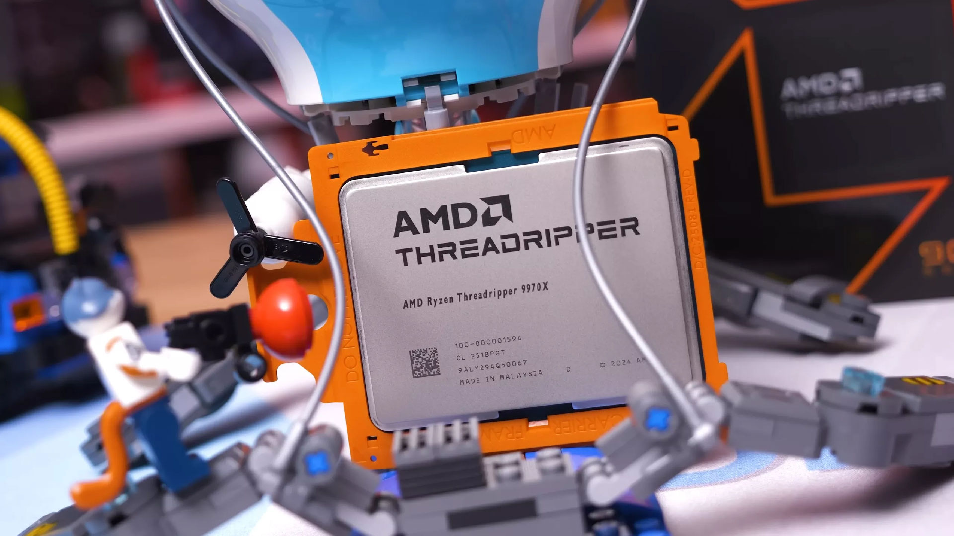 Đánh giá AMD Ryzen Threadripper 9970X: Bùng nổ hiệu suất đỉnh cao với 64 lõi mạnh mẽ 1 AMD Ryzen Threadripper 9970X 01