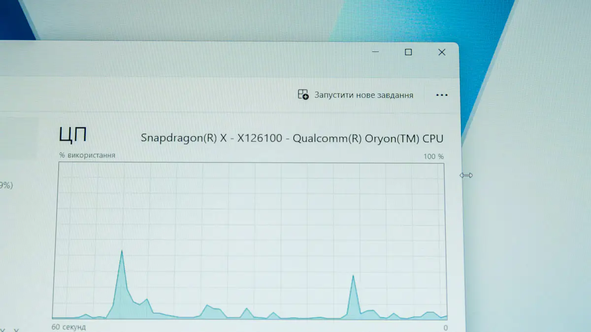 ASUS Vivobook 16 X1607Q 18