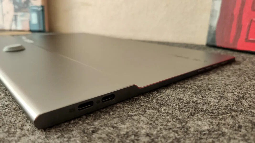 Đánh giá ASUS ZenScreen OLED MQ16AH: Màn hình di động chất lượng OLED đỉnh cao cho dân sáng tạo và game thủ 34 ASUS ZenScreen OLED MQ16AH 18