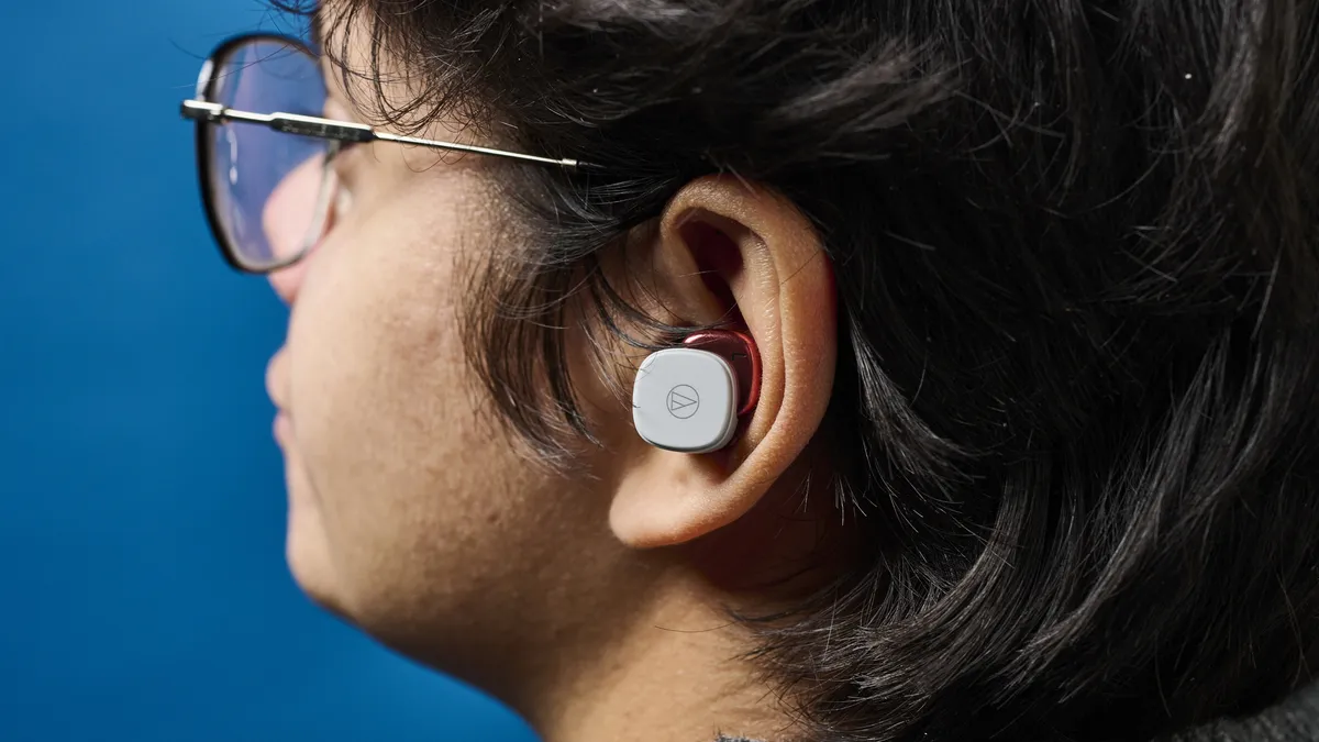 Đánh giá Audio-Technica ATH-SQ1TW: Tai nghe giá rẻ phong cách với âm thanh rõ nét ấn tượng 13 ATH SQ1TW 4