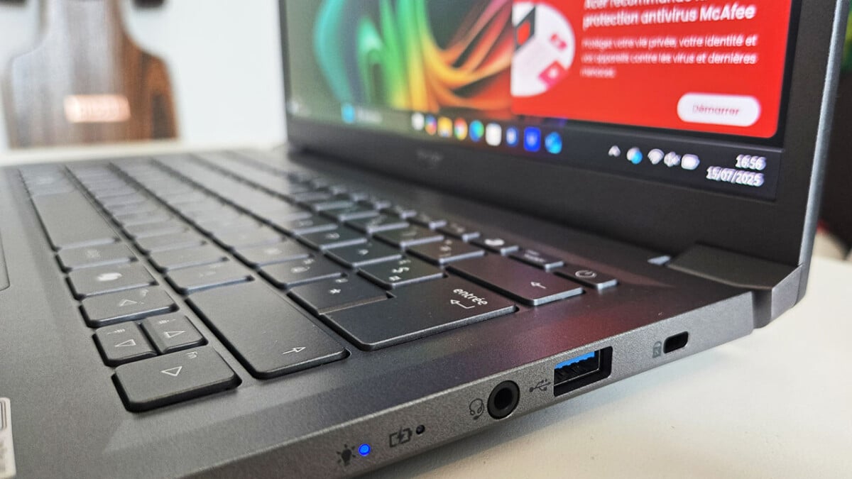 Acer Aspire 14 AI A14 52M 9