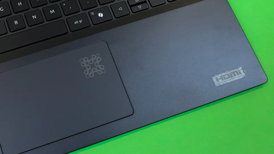 Đánh giá Acer Swift 16 AI SF16-51T-76TG: Chiếc laptop Copilot+ PC mới, liệu có đủ sức hấp dẫn? 29 Acer Swift 16 AI SF16 51T 76TG 1