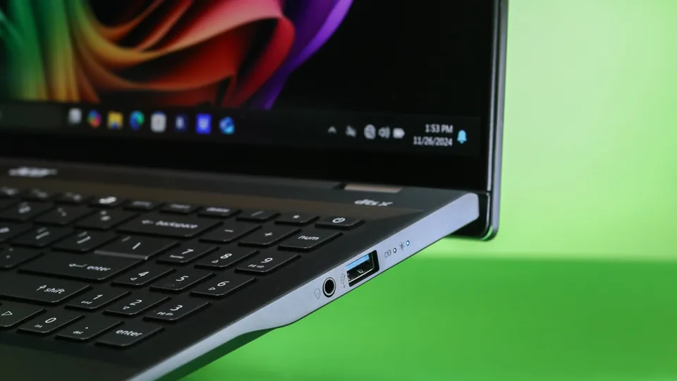 Đánh giá Acer Swift 16 AI SF16-51T-76TG: Chiếc laptop Copilot+ PC mới, liệu có đủ sức hấp dẫn? 26 Acer Swift 16 AI SF16 51T 76TG 4