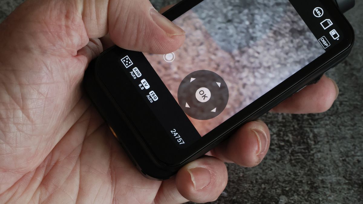 Đánh giá Agfaphoto Realimove MC3X: Máy quay hành động 4K nhỏ gọn với độ rõ nét tuyệt vời 12 Agfaphoto Realimove MC3X 3