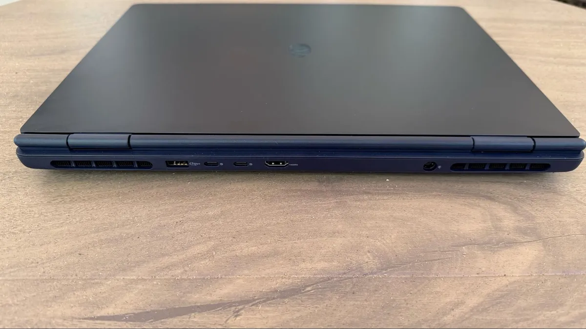 Đánh giá Alienware 16 Aurora: Lựa chọn lý tưởng cho làm việc và giải trí, nhưng chưa phải số 1 cho game thủ chuyên nghiệp 28 Alienware 16 Aurora 11