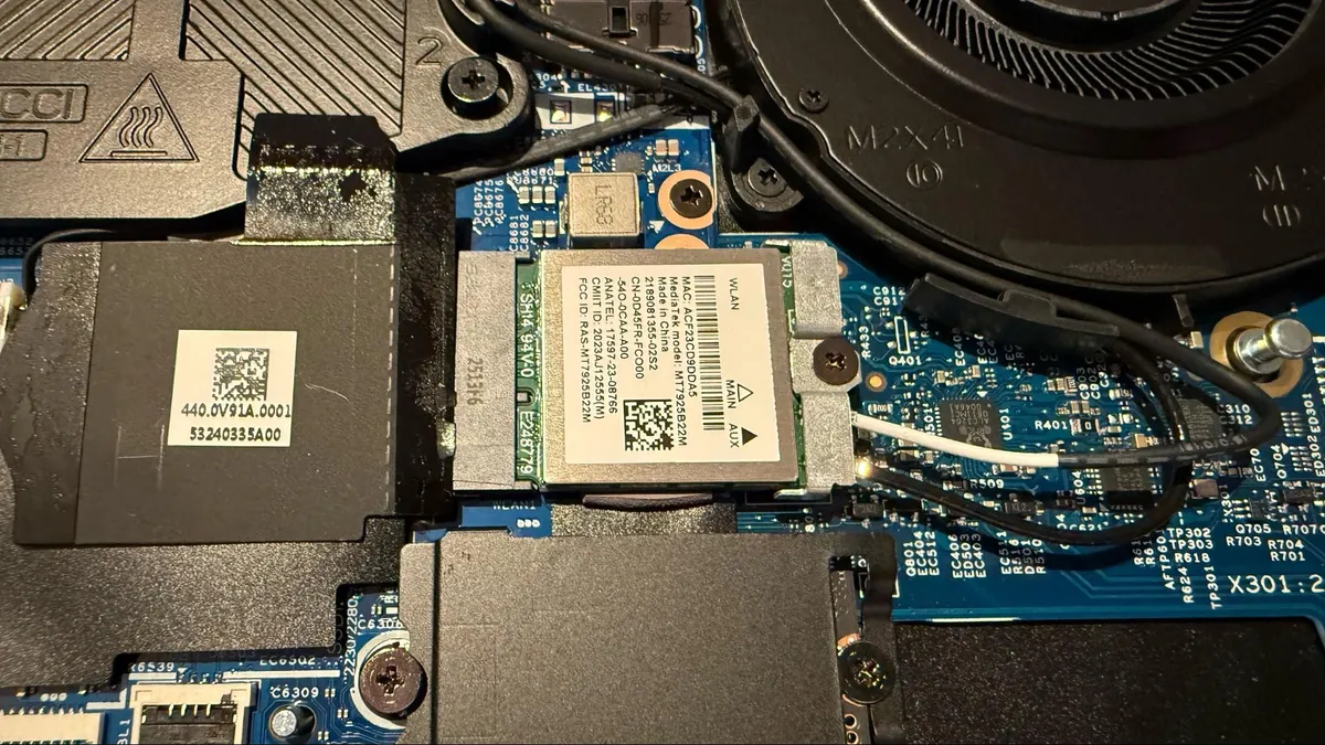 Đánh giá Alienware 16 Aurora: Lựa chọn lý tưởng cho làm việc và giải trí, nhưng chưa phải số 1 cho game thủ chuyên nghiệp 41 Alienware 16 Aurora 5