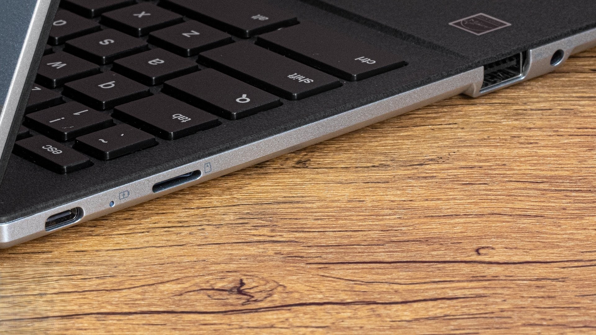 Asus Chromebook Flip CM3 1