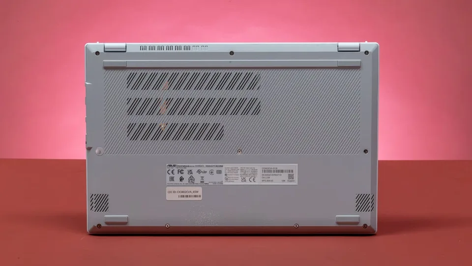 Asus Chromebook Plus CX34 2025 5