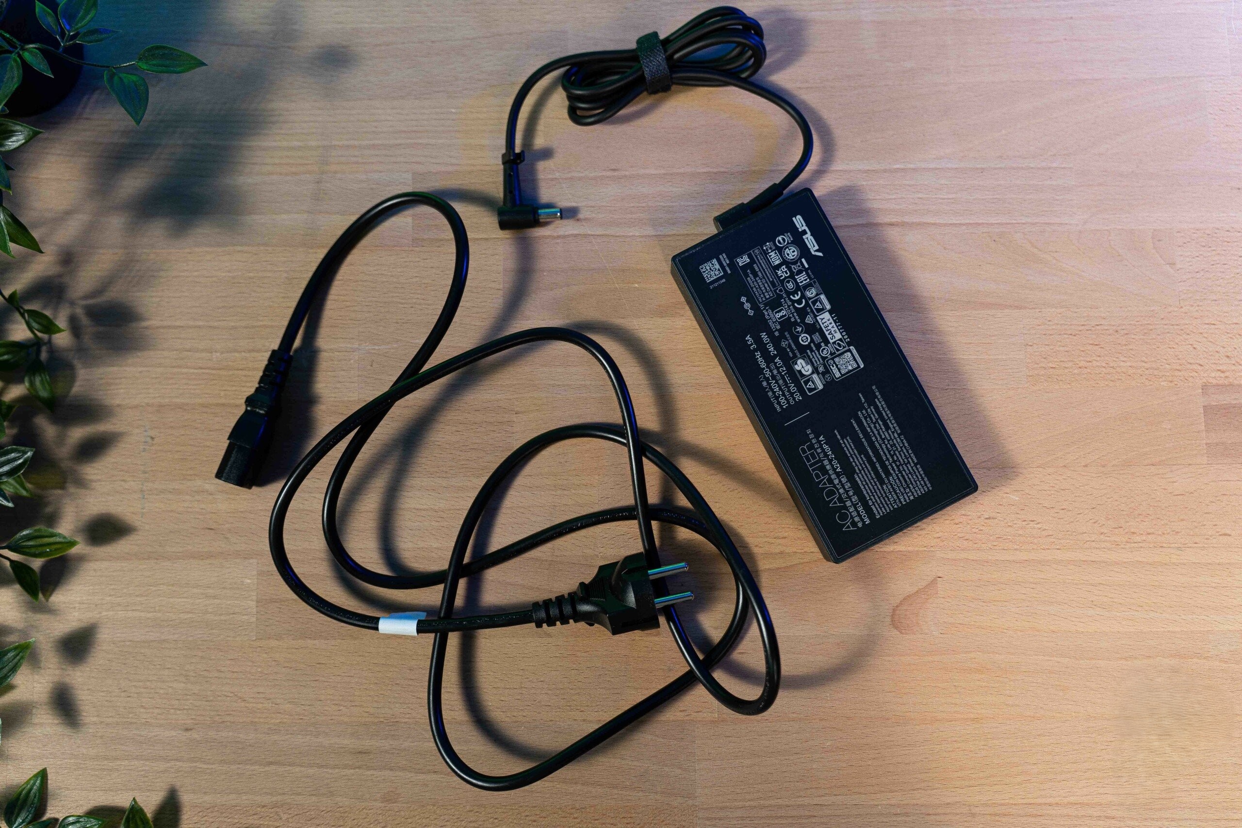 Asus ROG Flow X16 2022 GV601 2