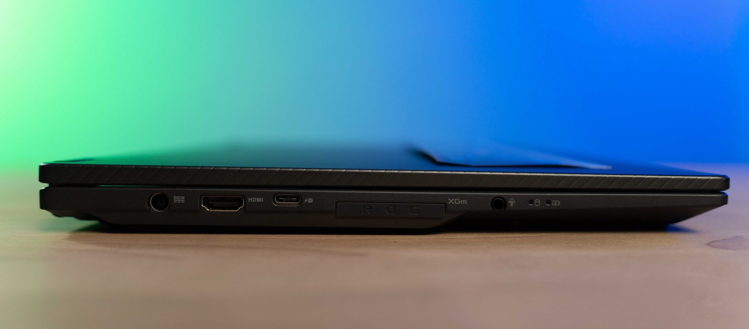 Asus ROG Flow X16 2022 GV601 4