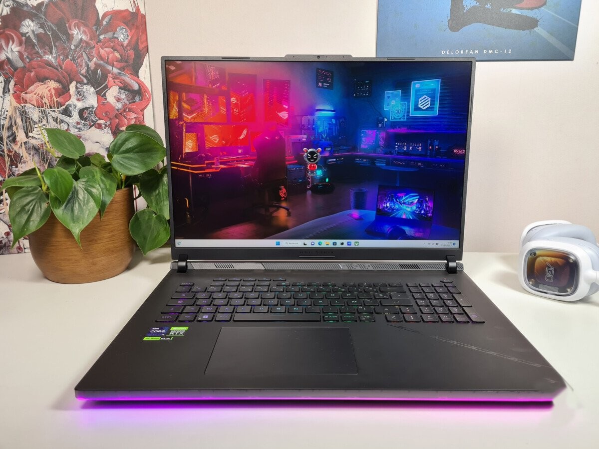 Đánh giá Asus ROG Strix SCAR 18 (G834J): Chiếc laptop gaming với sức mạnh đồ họa RTX 4090 và màn hình 18-inch cuốn hút 27 Asus ROG Strix SCAR 18 G834J 16