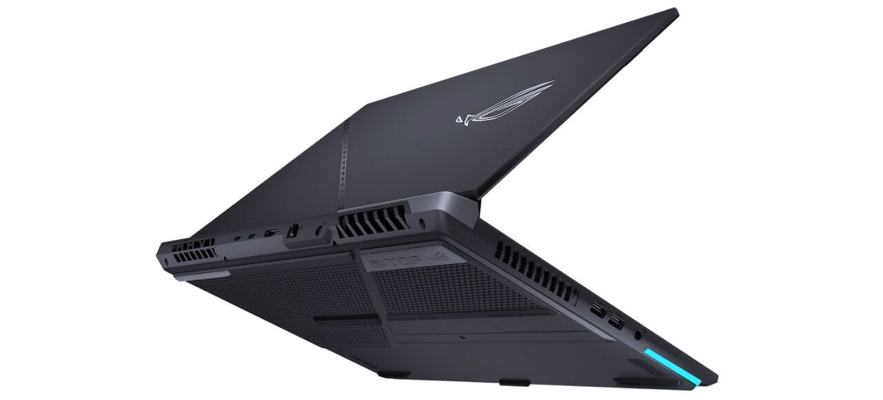 Asus ROG Strix Scar 17 X3D G733PYV 13 e1756179281319