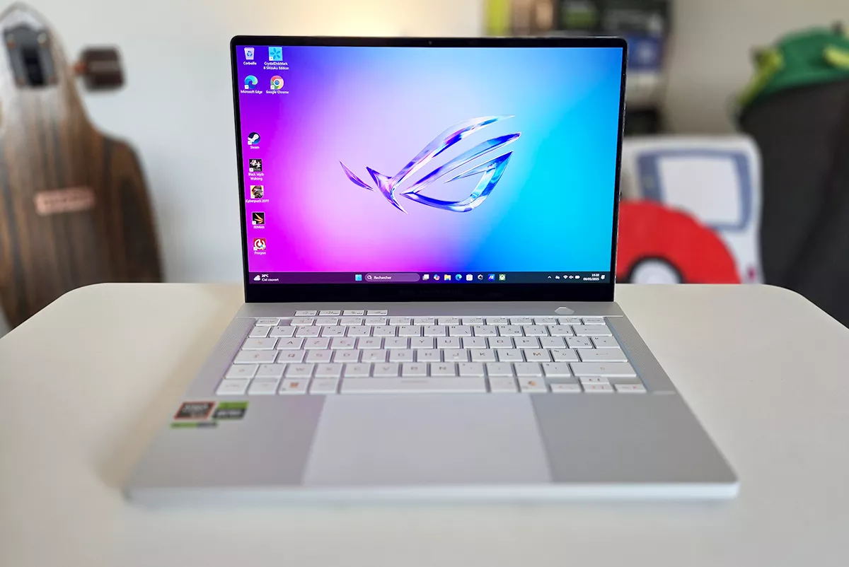 Asus ROG Zephyrus G14 2025 GA403WR 1