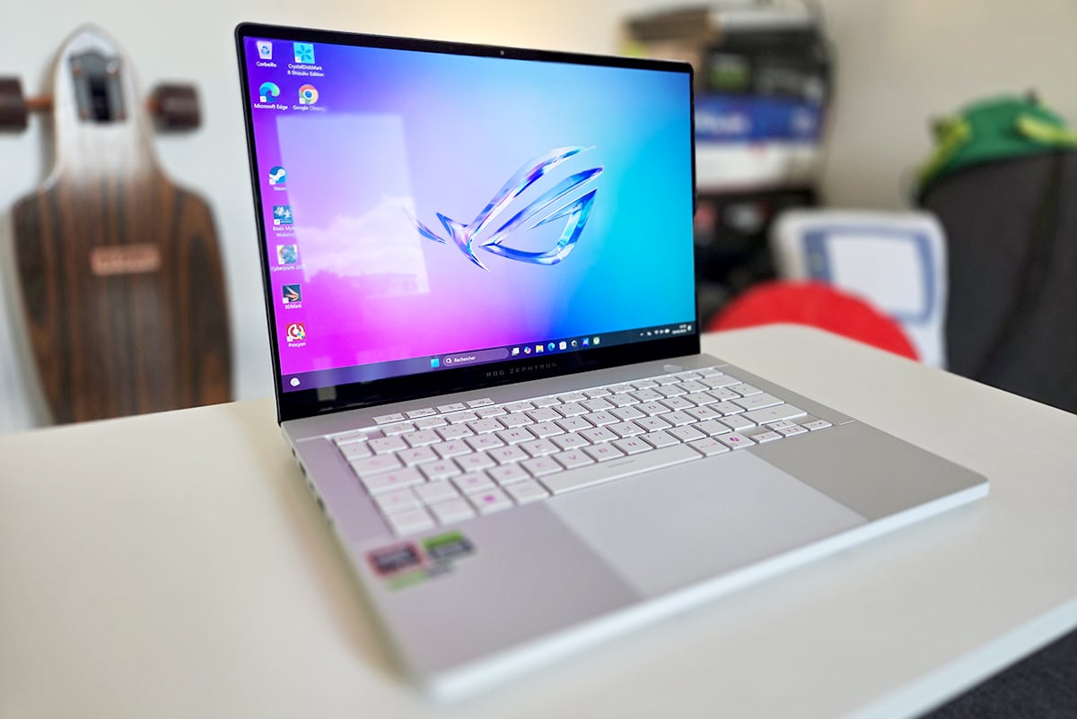 Asus ROG Zephyrus G14 2025 GA403WR 19