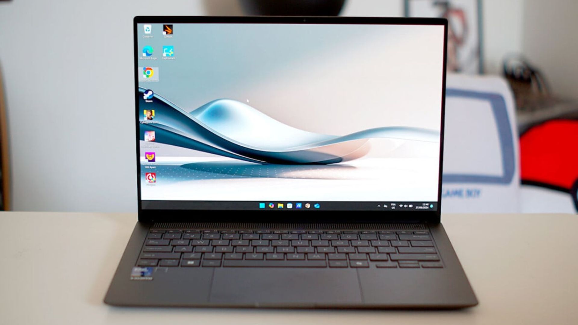 Đánh giá Asus Zenbook S 14 (UX5406): Sức mạnh Core Ultra 200V, bước tiến vượt bậc về pin 1 Asus Zenbook S 14 UX5406 1