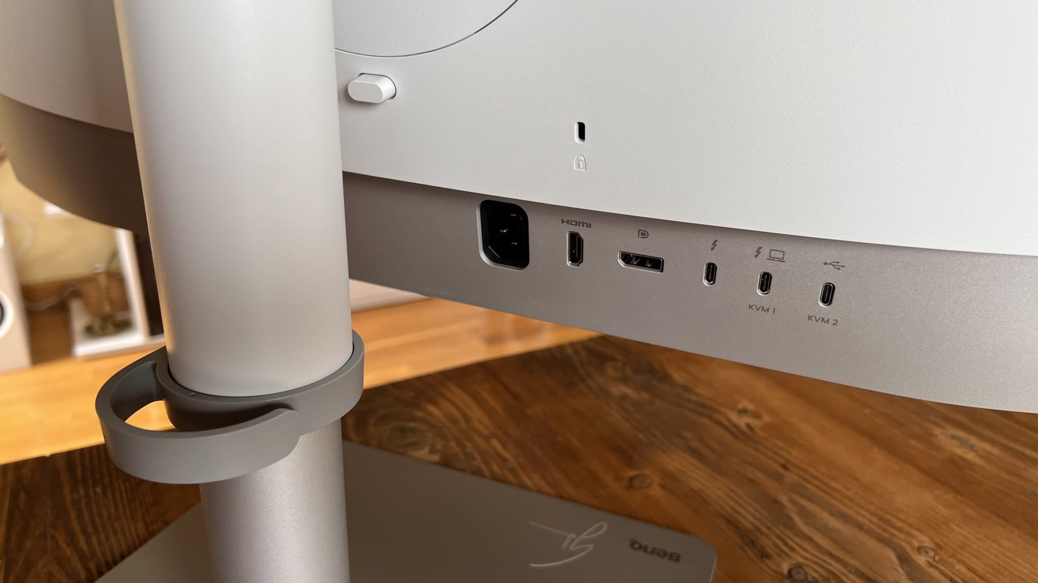 Đánh giá BenQ PD2730S: Màn hình 5K chuyên nghiệp cho dân thiết kế và sáng tạo nội dung 24 BenQ PD2730S 15