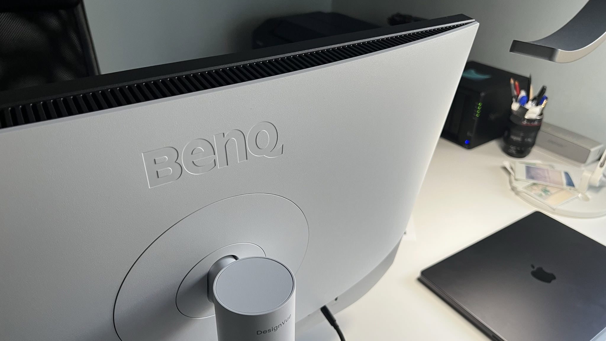 Đánh giá BenQ PD2730S: Màn hình 5K chuyên nghiệp cho dân thiết kế và sáng tạo nội dung 37 BenQ PD2730S 3