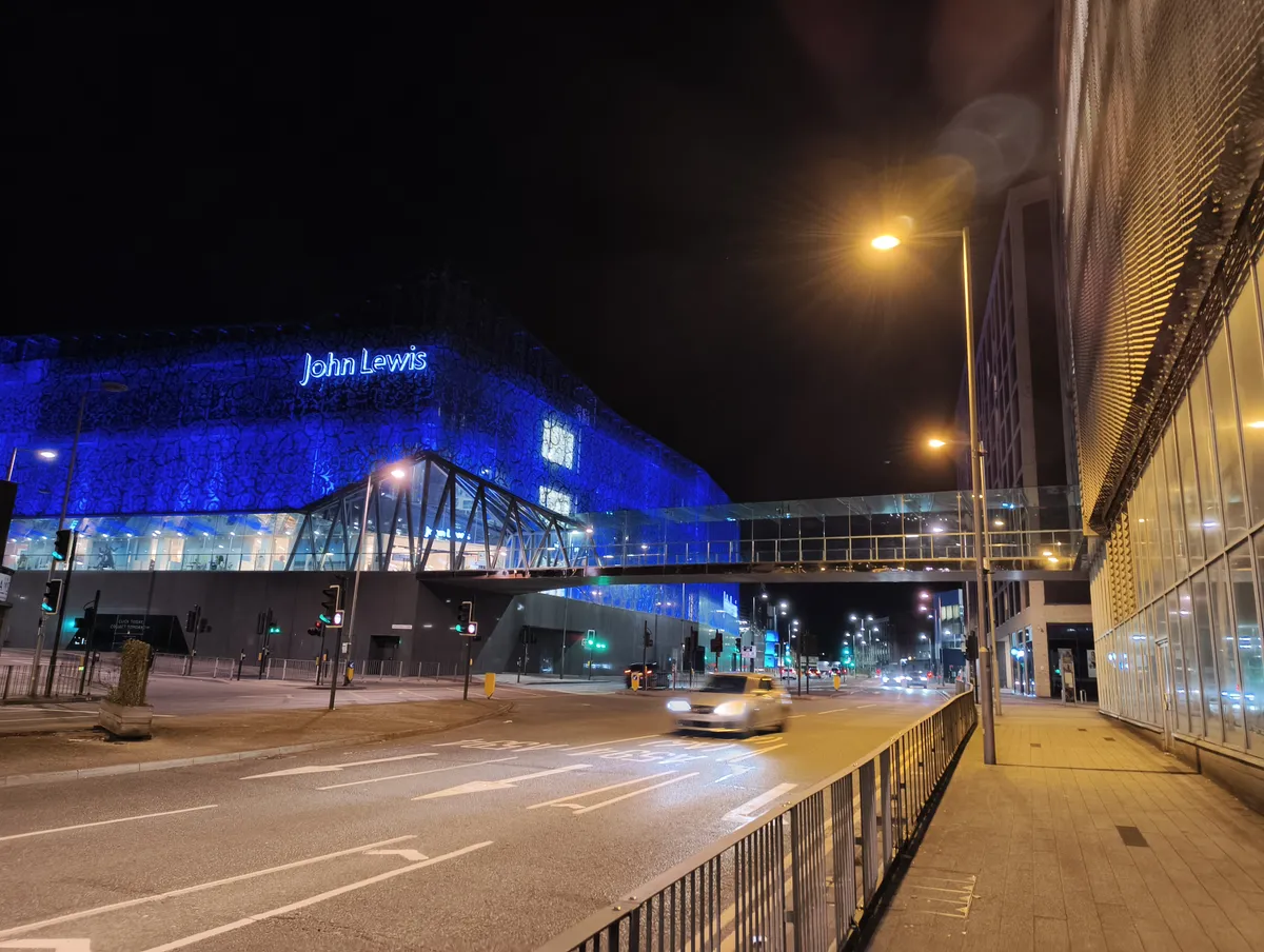 Đánh giá CMF Phone 2 Pro: Thiết kế táo bạo và camera 50MP với giá siêu hời 34 CMF Phone 2 Pro 15