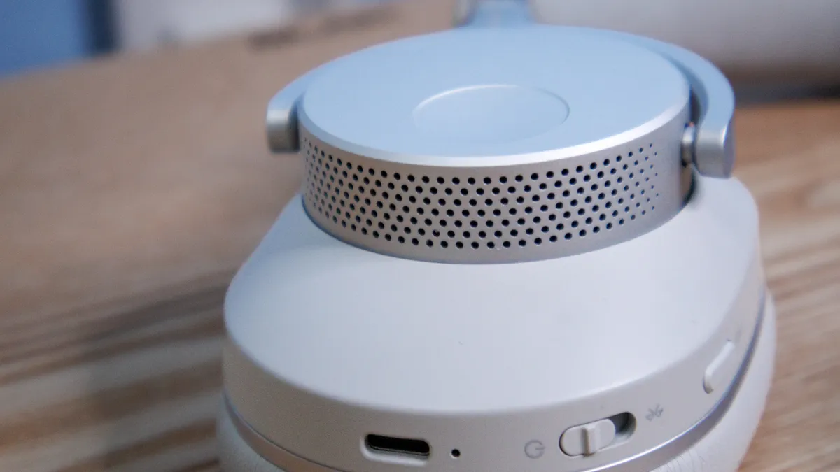 Cambridge Audio Melomania P100 SE 19