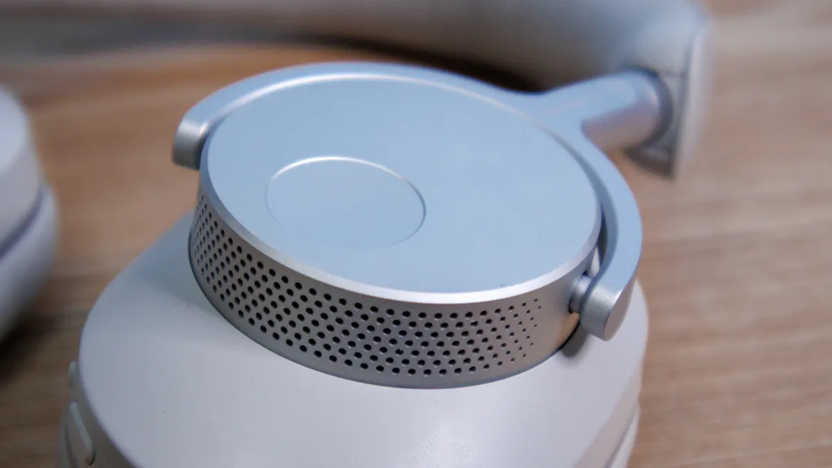 Cambridge Audio Melomania P100 SE 22