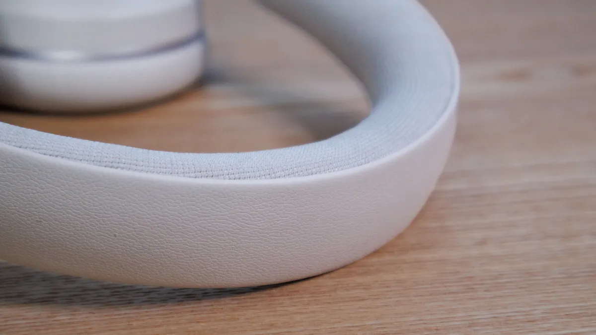 Cambridge Audio Melomania P100 SE 9