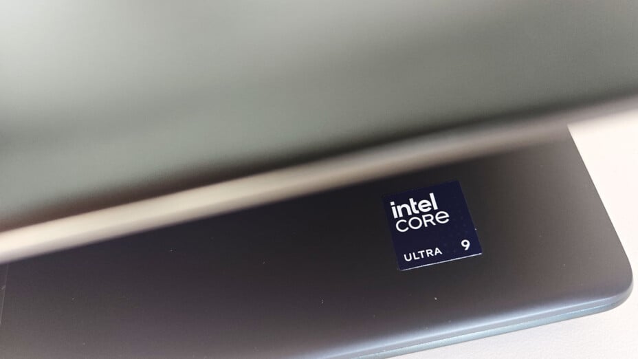 Dell Alienware 16 Area 51 AA16250 1