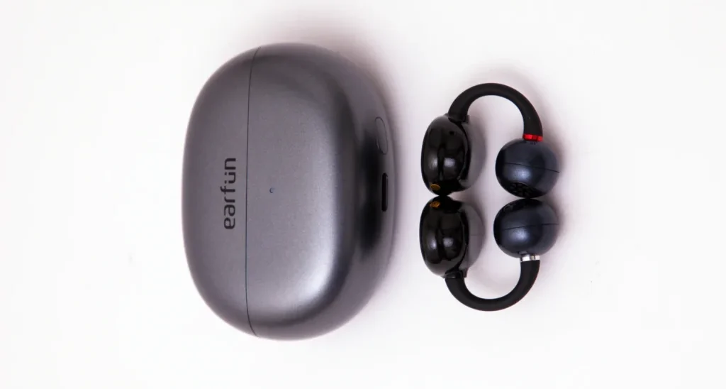 Đánh giá EarFun Clip: Tai nghe mở giá phải chăng với âm thanh Hi-Res và sự thoải mái cả ngày 10 EarFun Clip 2 e1754033639407