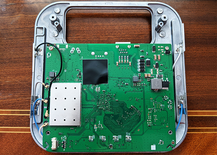 Đánh giá chi tiết EnGenius ECW220 WiFi 6: Lựa chọn tối ưu cho hệ thống mạng văn phòng và SMB! 18 EnGenius ECW220 WiFi 6 7