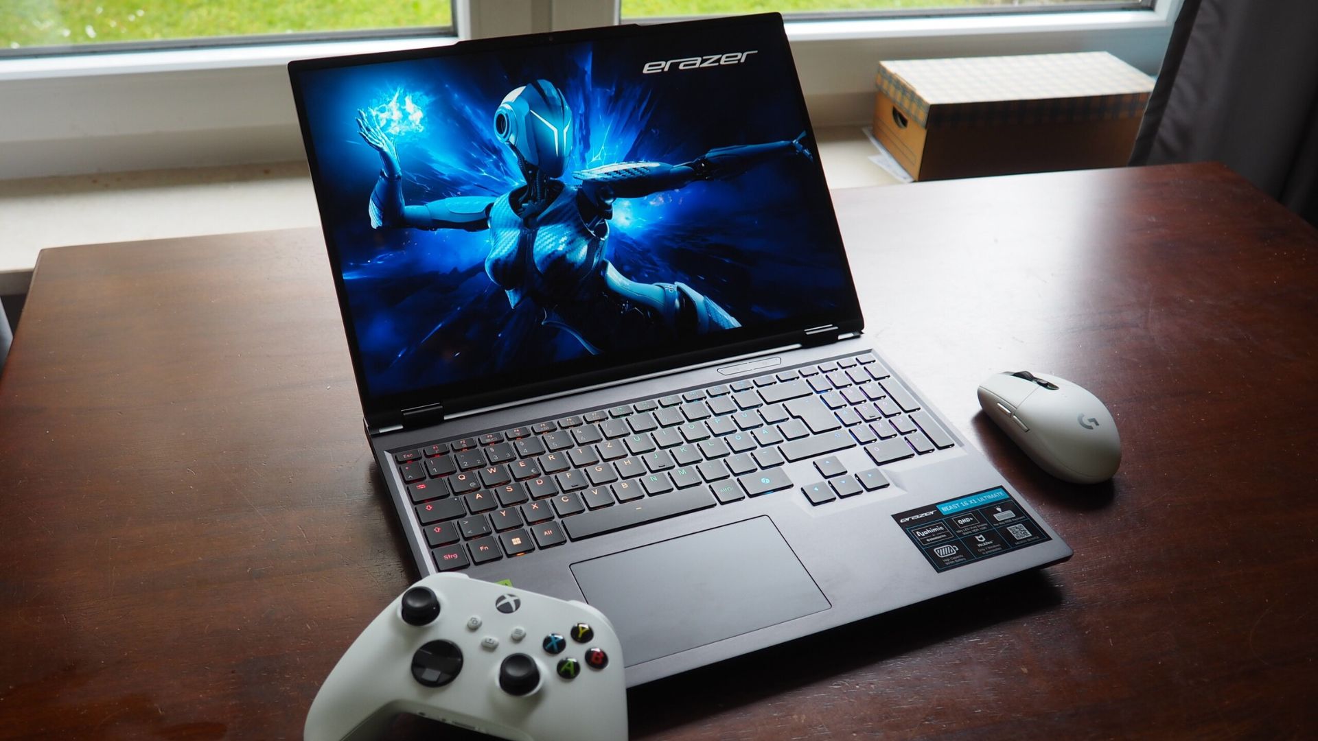Đánh giá Medion Erazer Beast 16 X1 Ultimate: Vì sao đây là laptop gaming đáng mua nhất năm? 1 Erazer Beast 16 X1 Ultimate 2