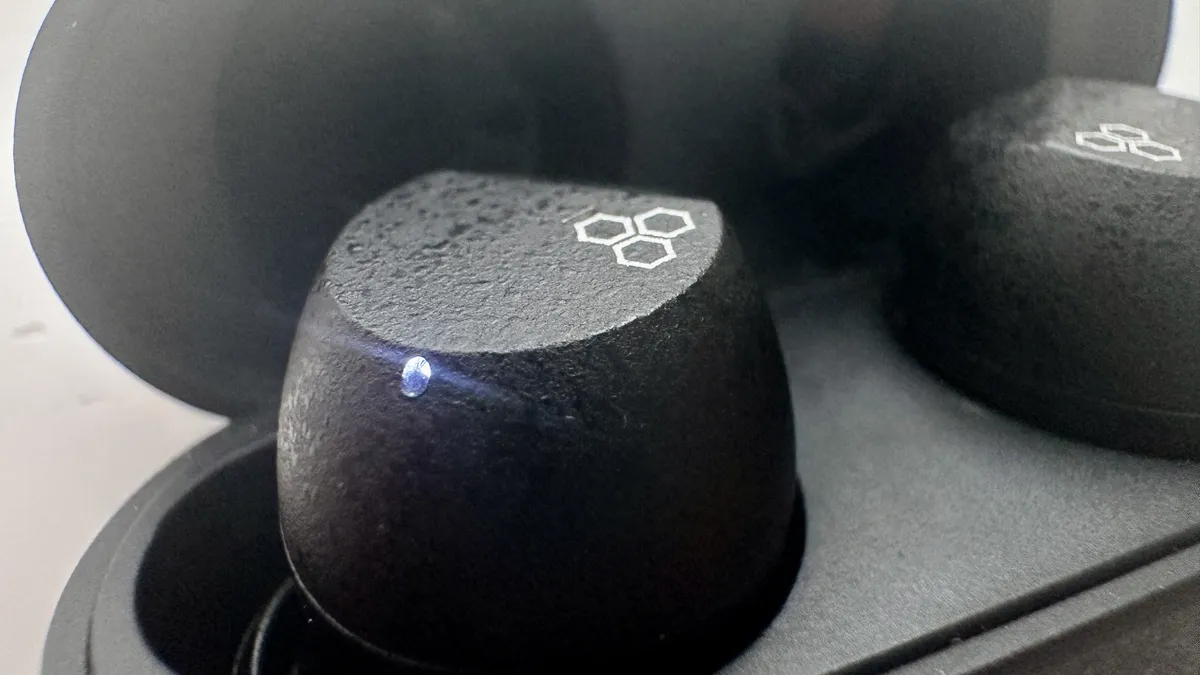 Đánh giá tai nghe Final Audio ZE3000 SV: Công nghệ Comfort ANC kết hợp âm thanh đỉnh cao 12 Final Audio ZE3000 SV 5