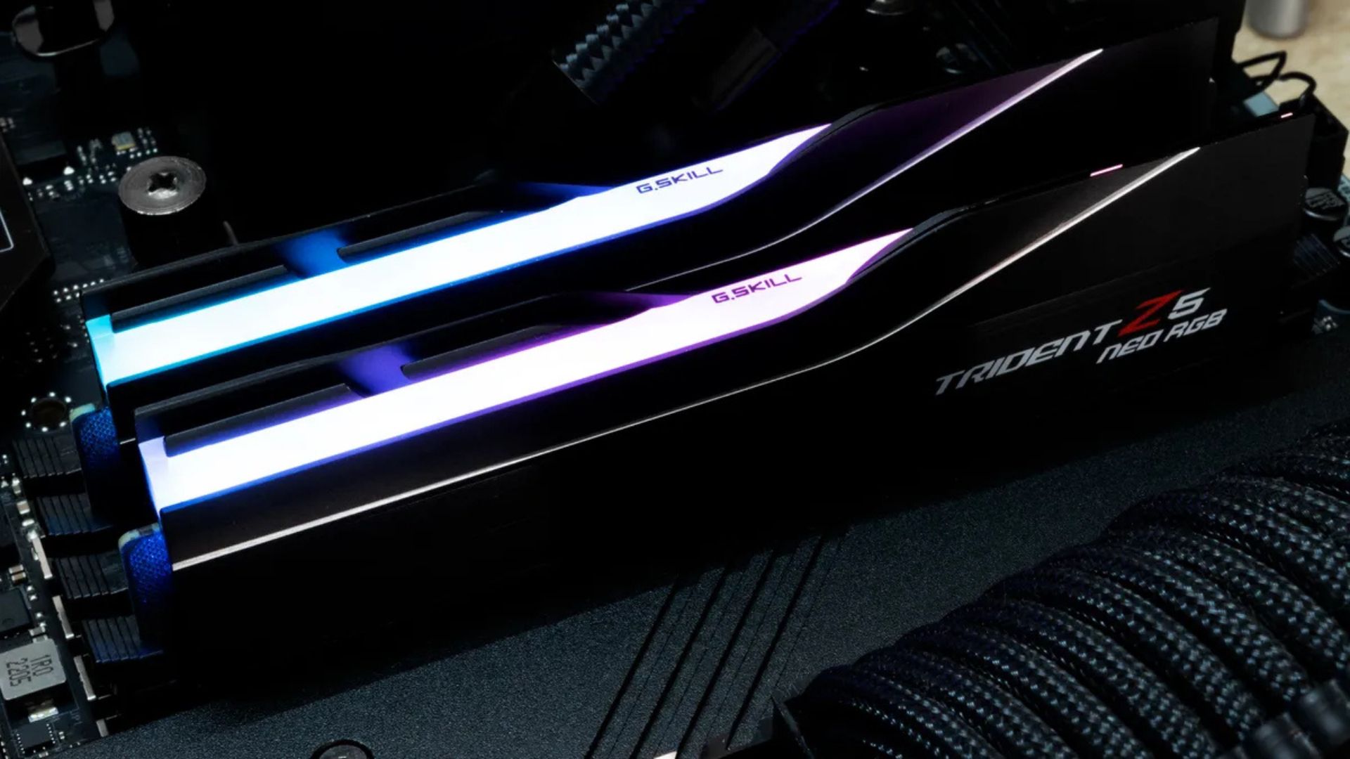 Đánh giá G.Skill Trident Z5 Neo RGB DDR5-6000 C30: Sự kết hợp hoàn hảo cùng Ryzen 7000 1 G.Skill Trident Z5 Neo RGB DDR5 6000 C30 1