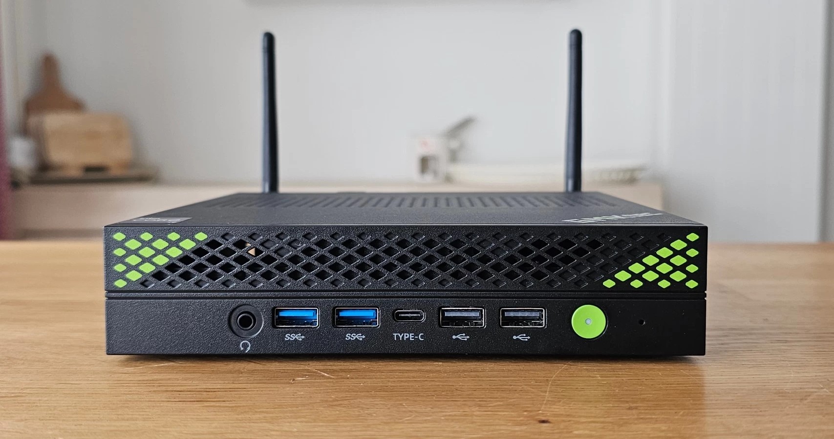 Đánh giá GMKtec NucBox K10: Mini PC Core i9 mạnh mẽ, cân mọi tác vụ văn phòng, sáng tạo với giá phải chăng 30 GMKtec NucBox K10 12