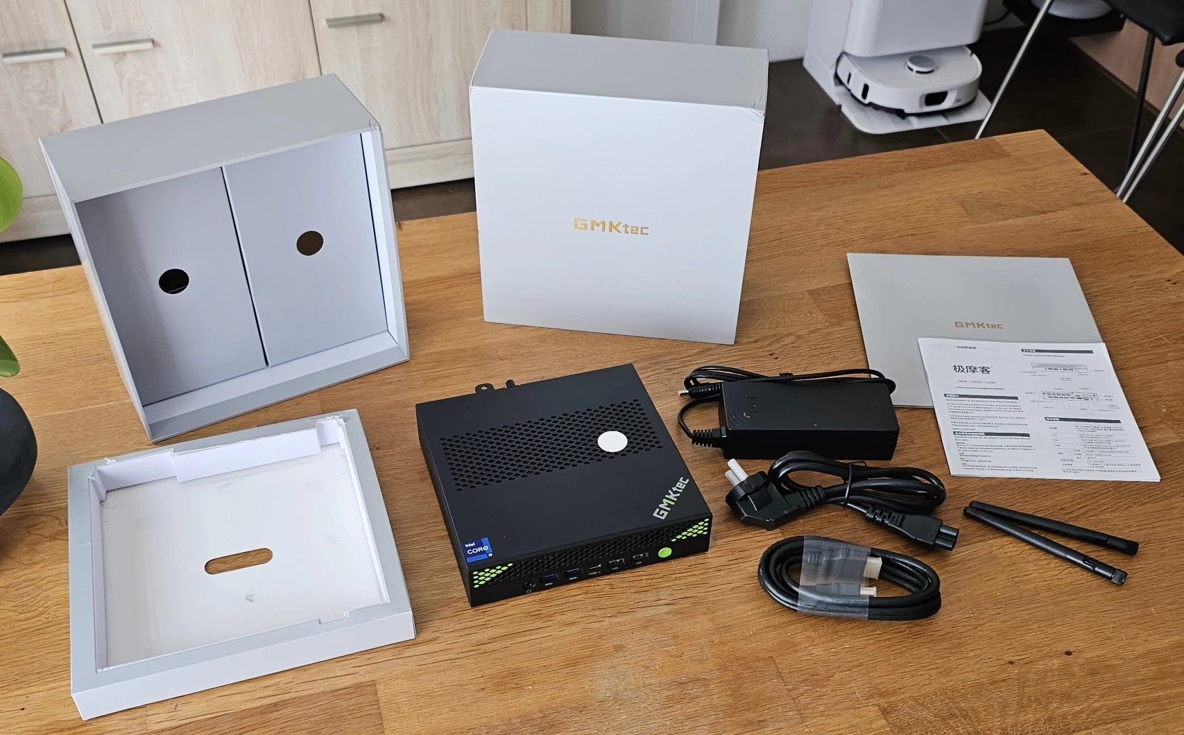 Đánh giá GMKtec NucBox K10: Mini PC Core i9 mạnh mẽ, cân mọi tác vụ văn phòng, sáng tạo với giá phải chăng 28 GMKtec NucBox K10 14