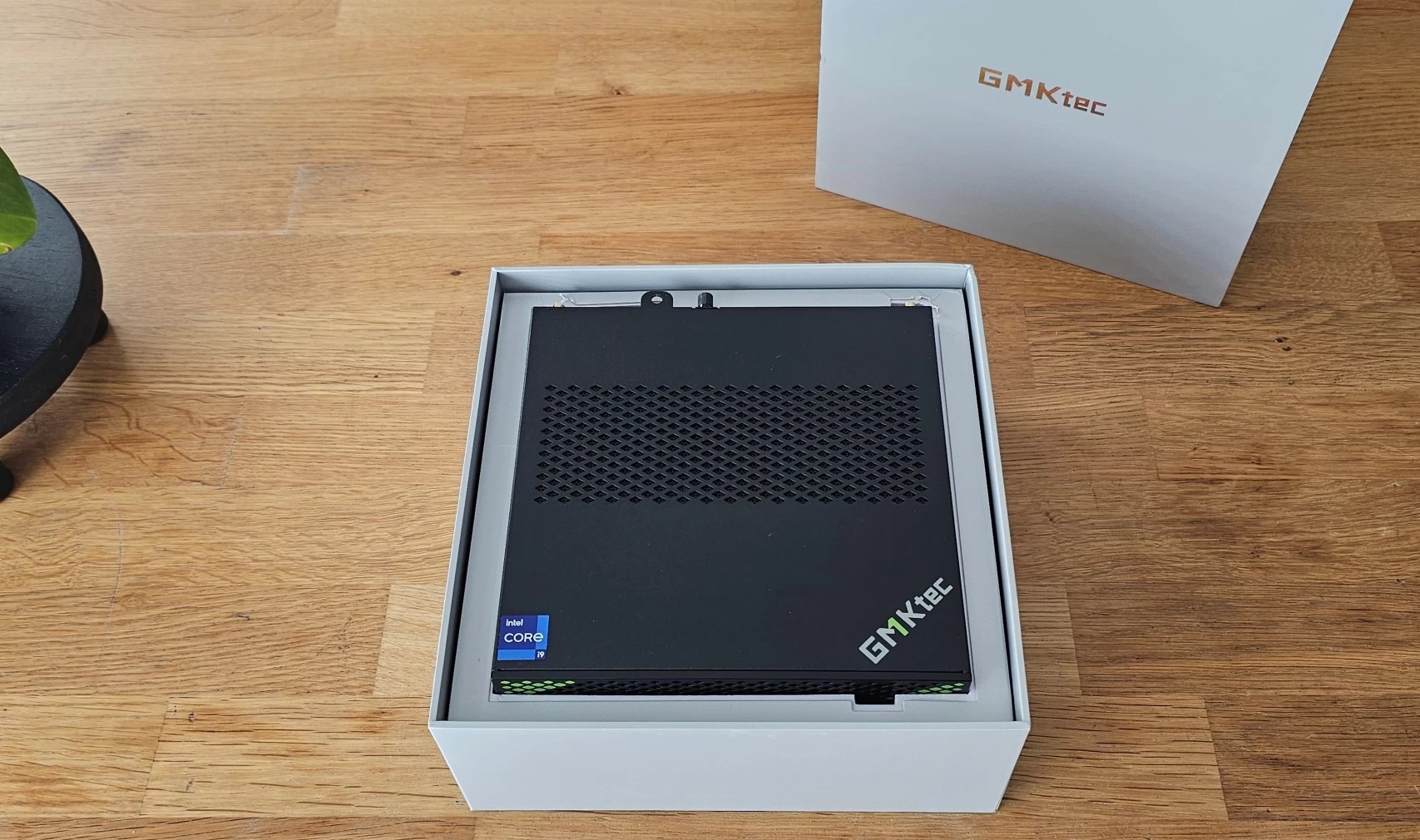 Đánh giá GMKtec NucBox K10: Mini PC Core i9 mạnh mẽ, cân mọi tác vụ văn phòng, sáng tạo với giá phải chăng 27 GMKtec NucBox K10 15